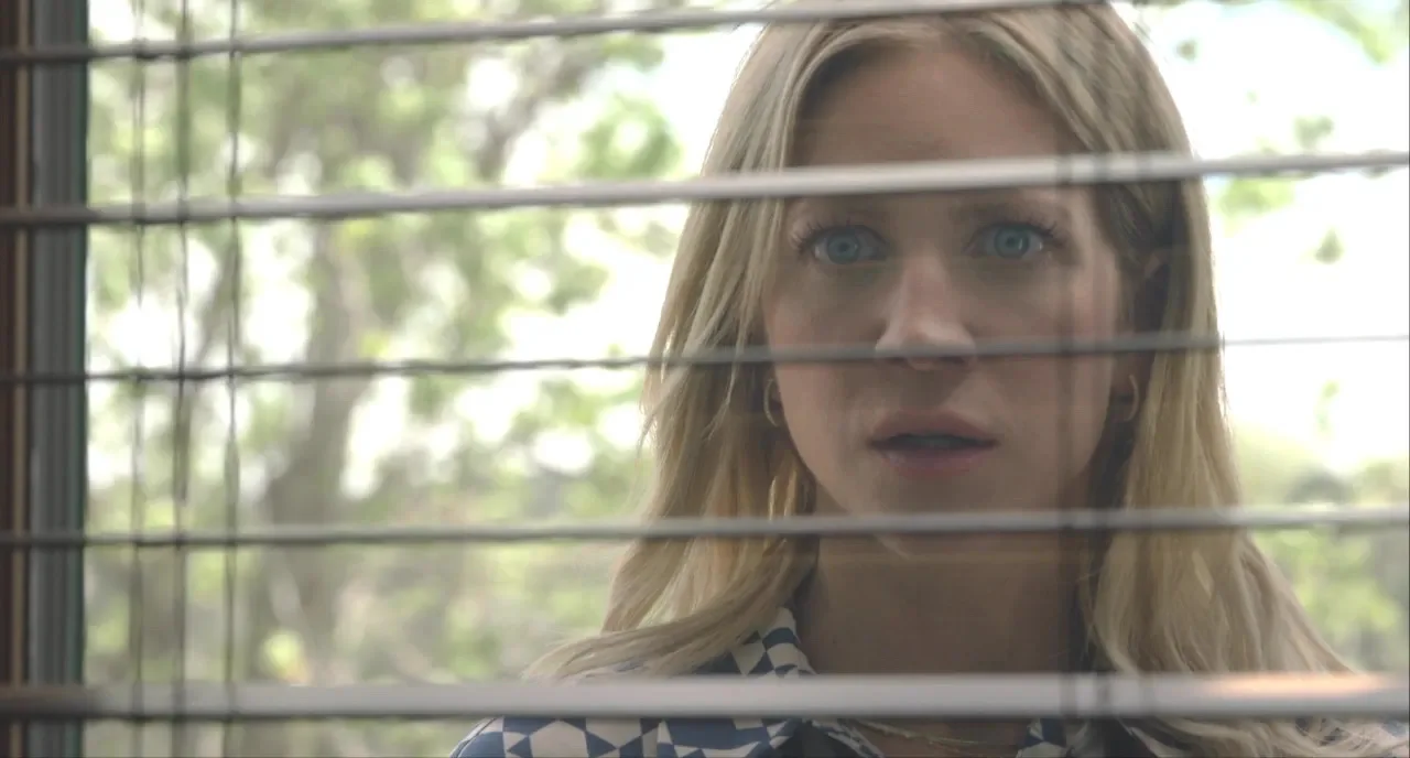 第一集就高度拉满，Netflix新剧太狗血了