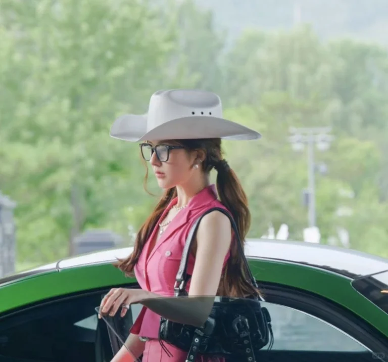 肉丝也太美了 随便一张都能用来当头像