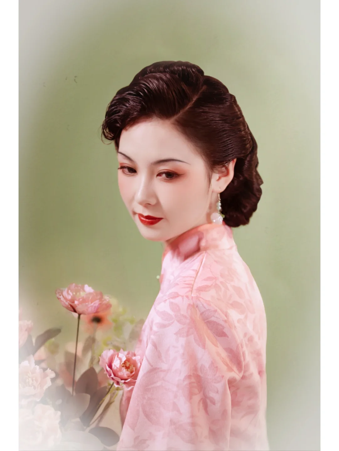 是月份牌 同款 画报女郎呀