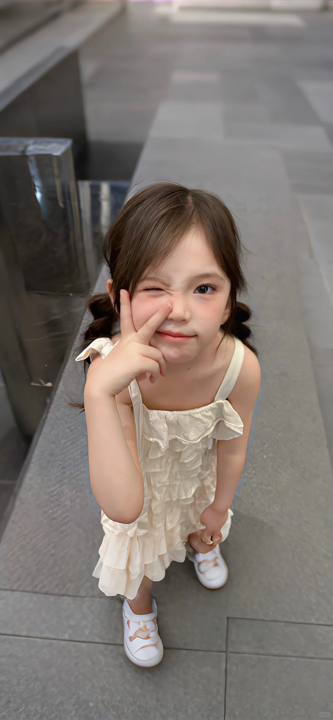 宝贝该换壁纸了