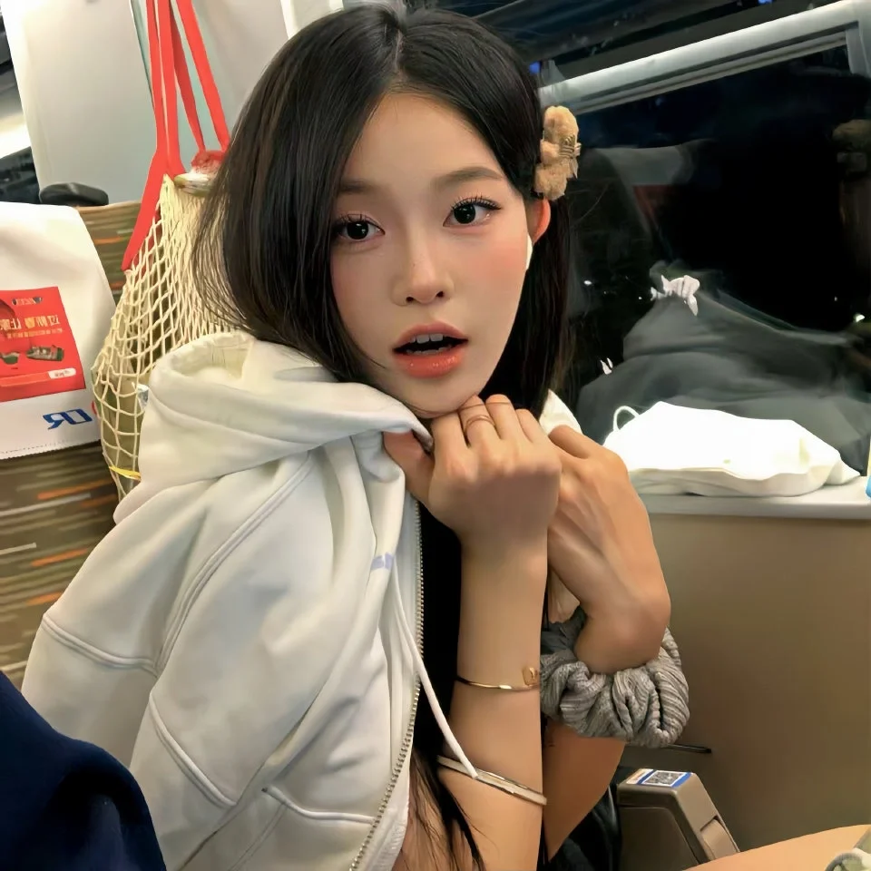 超爱𝙒𝙚𝘾𝙝𝙖𝙩氛围感女头