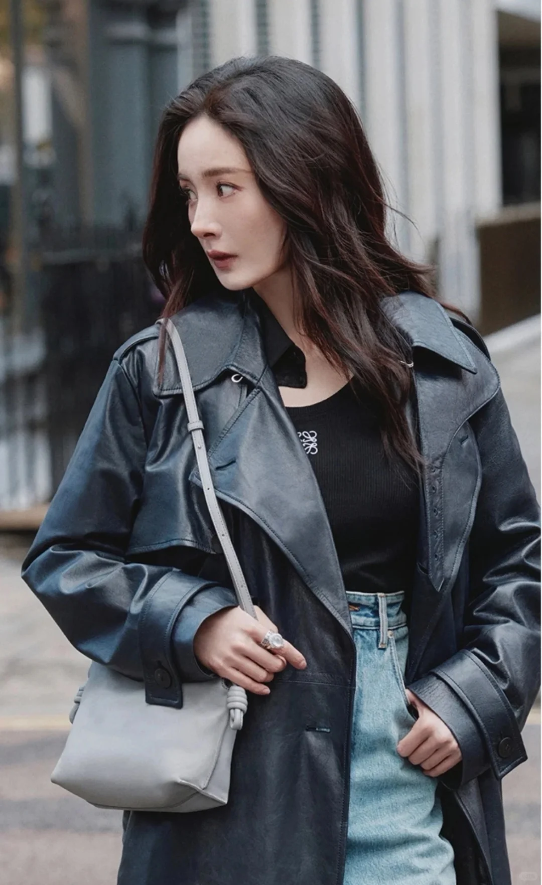 杨幂｜🐦‍⬛幂幂秋冬复古大衣穿搭大赏