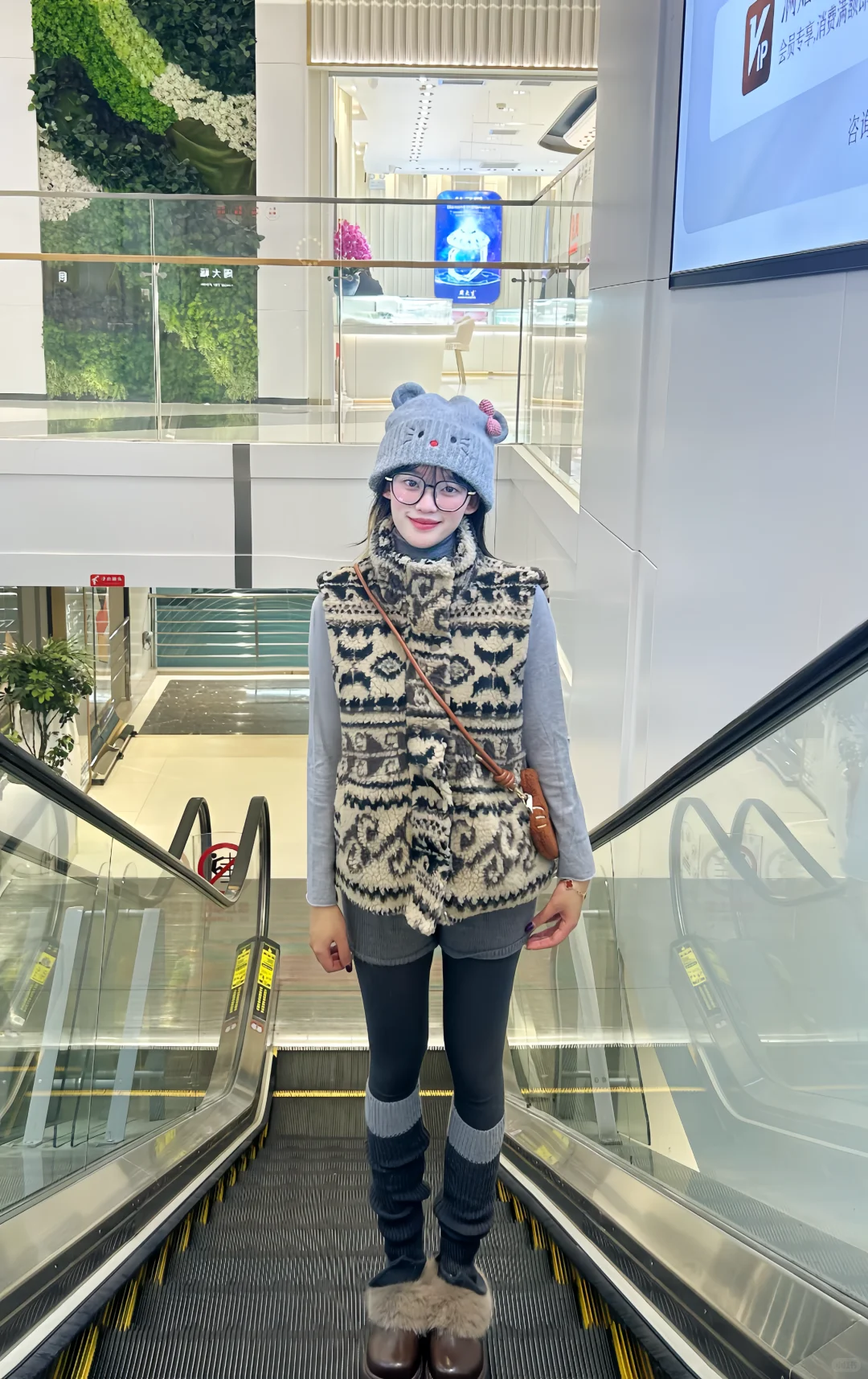 生活费1500💰女大学生秋冬韩里韩气穿搭分享