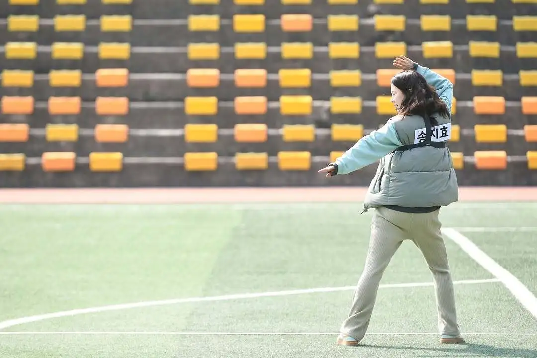 SBS摄影师更新智孝照片(被萌死啦)