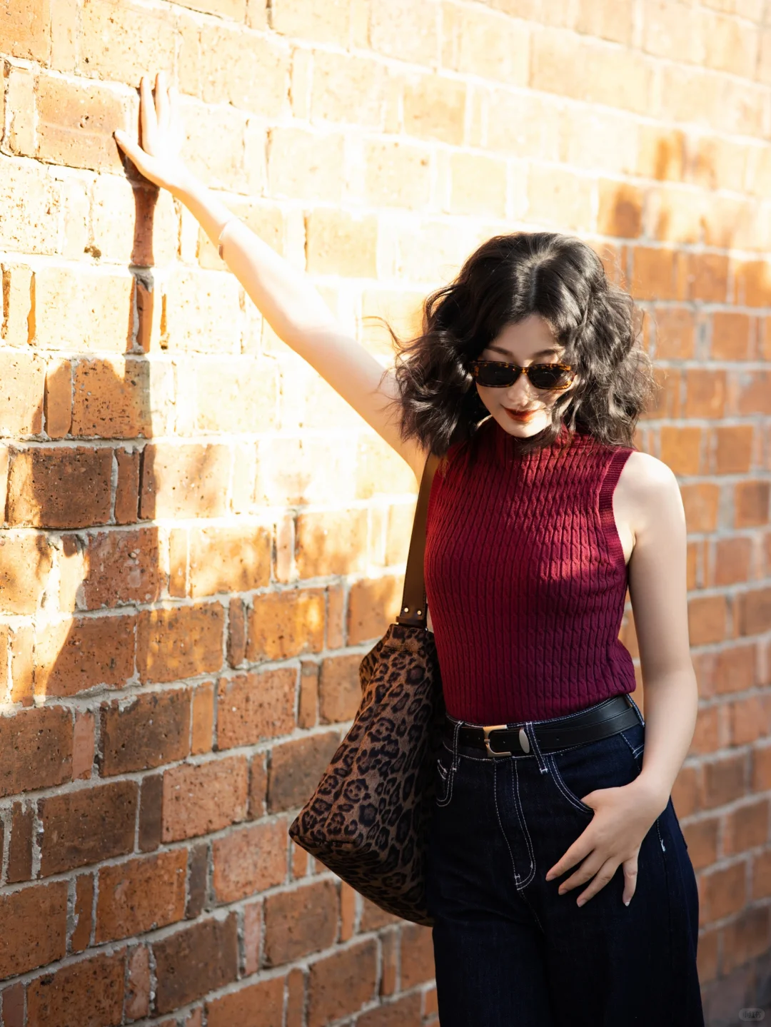 港风文艺片-老楼和夕阳给的复古感