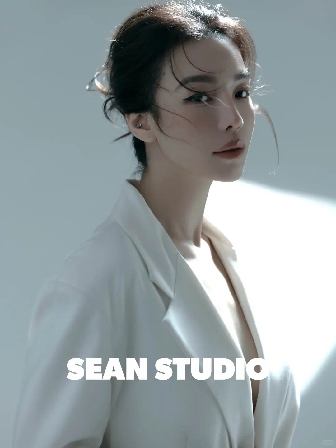 西装御姐写真、高级感拉满