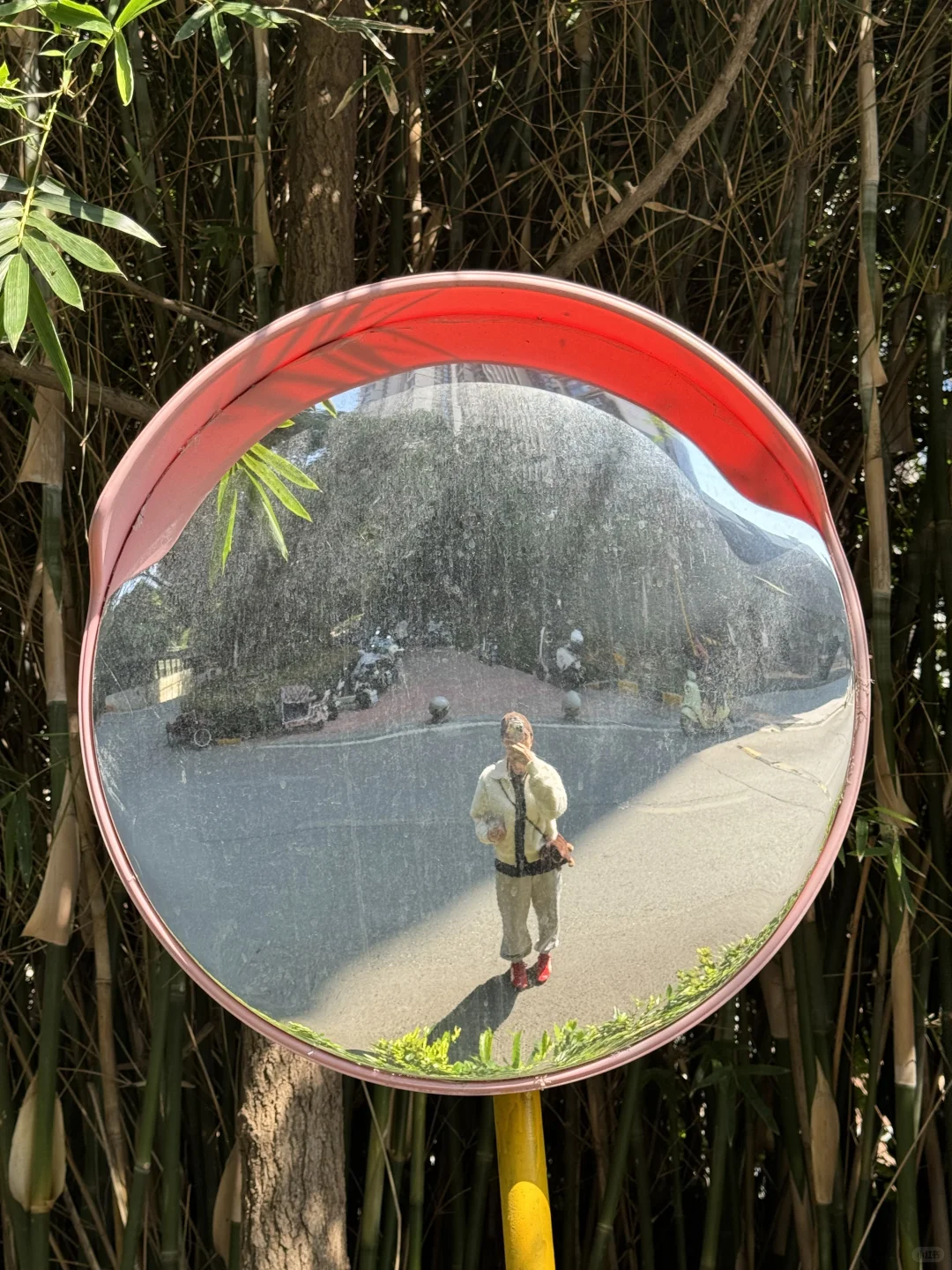 武汉女研穿什么～