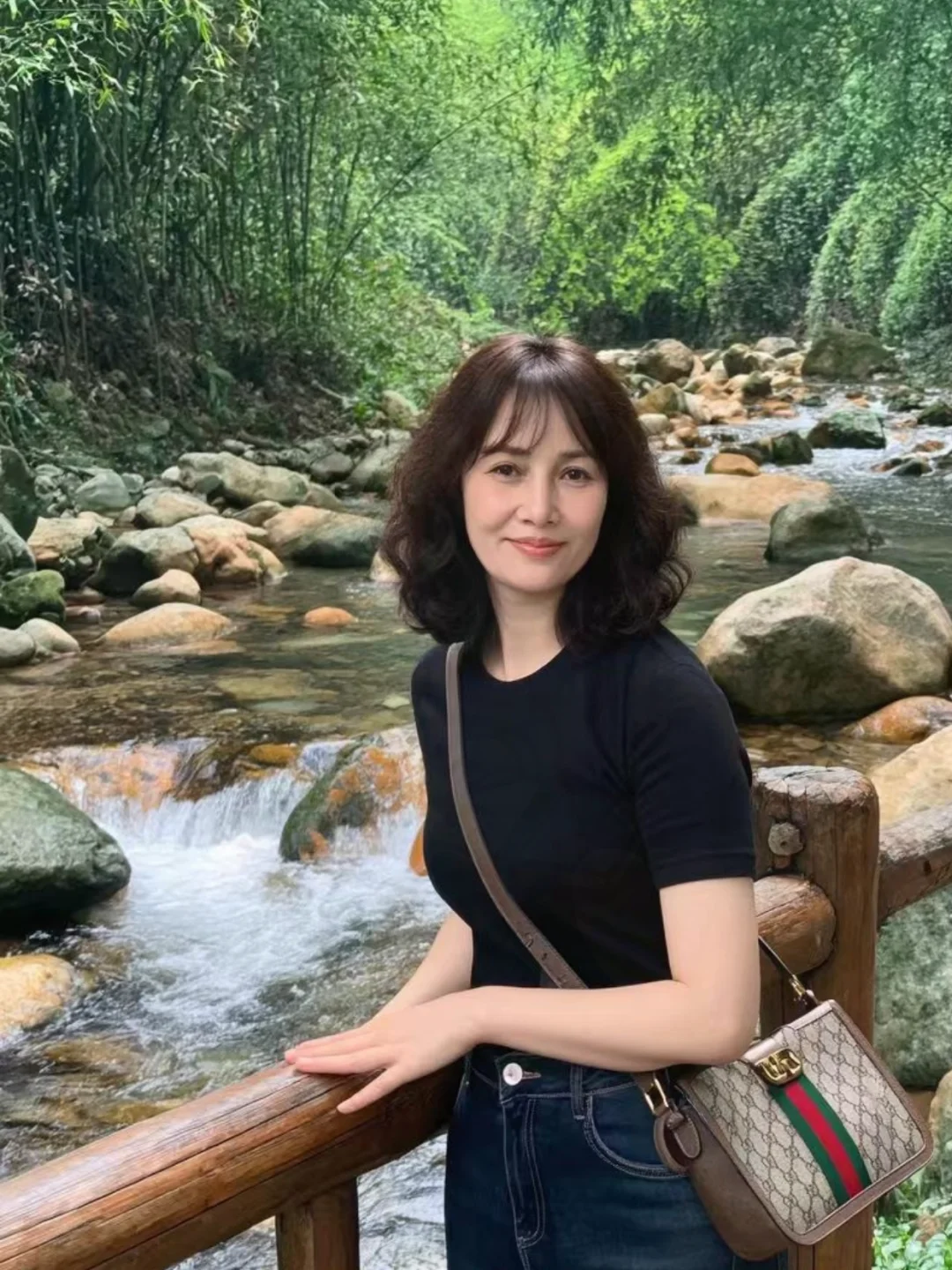 50岁的老阿姨 状态还可以吗