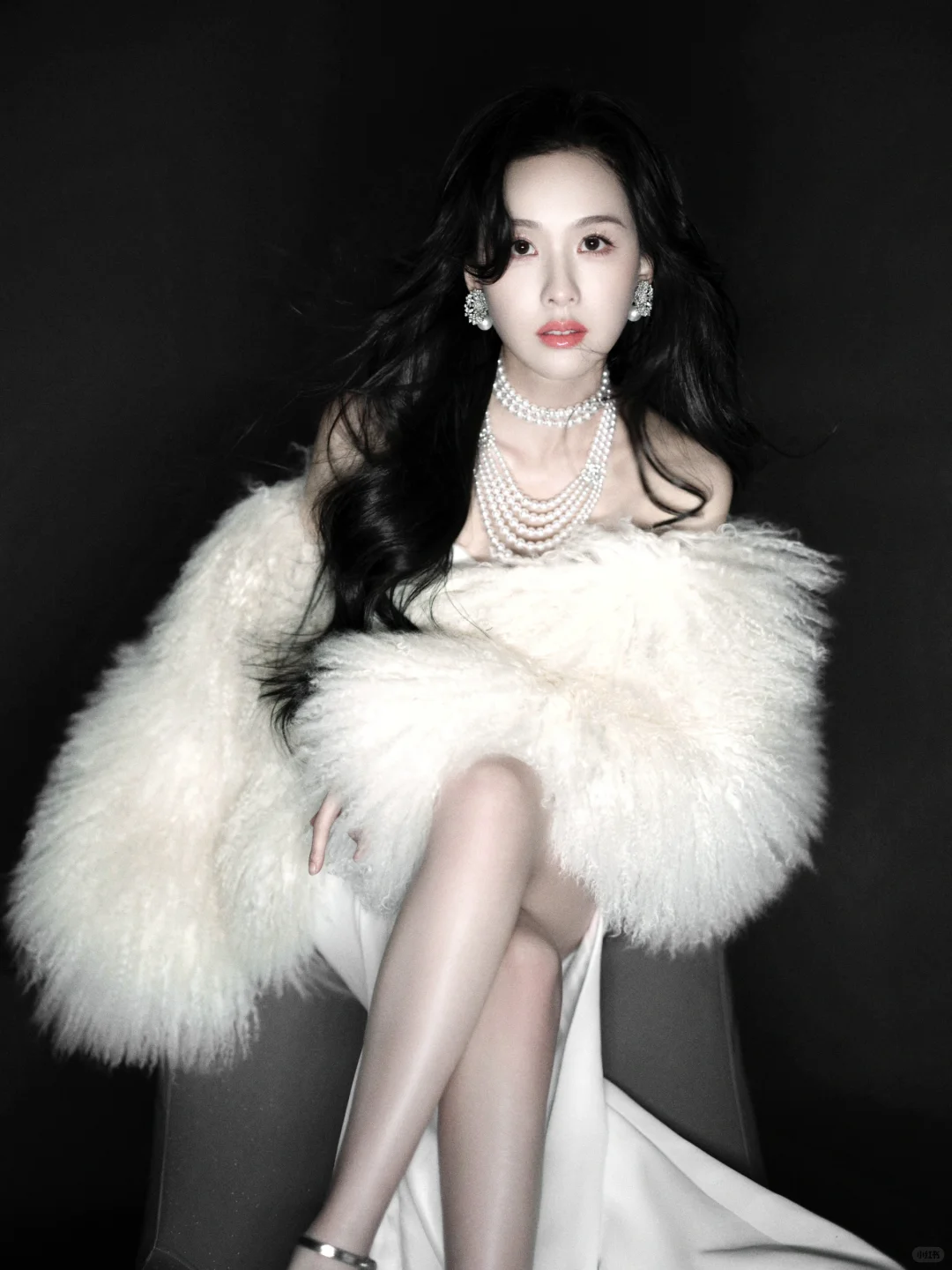 极致黑白☯︎|明似珠玉 , 暗藏锋芒