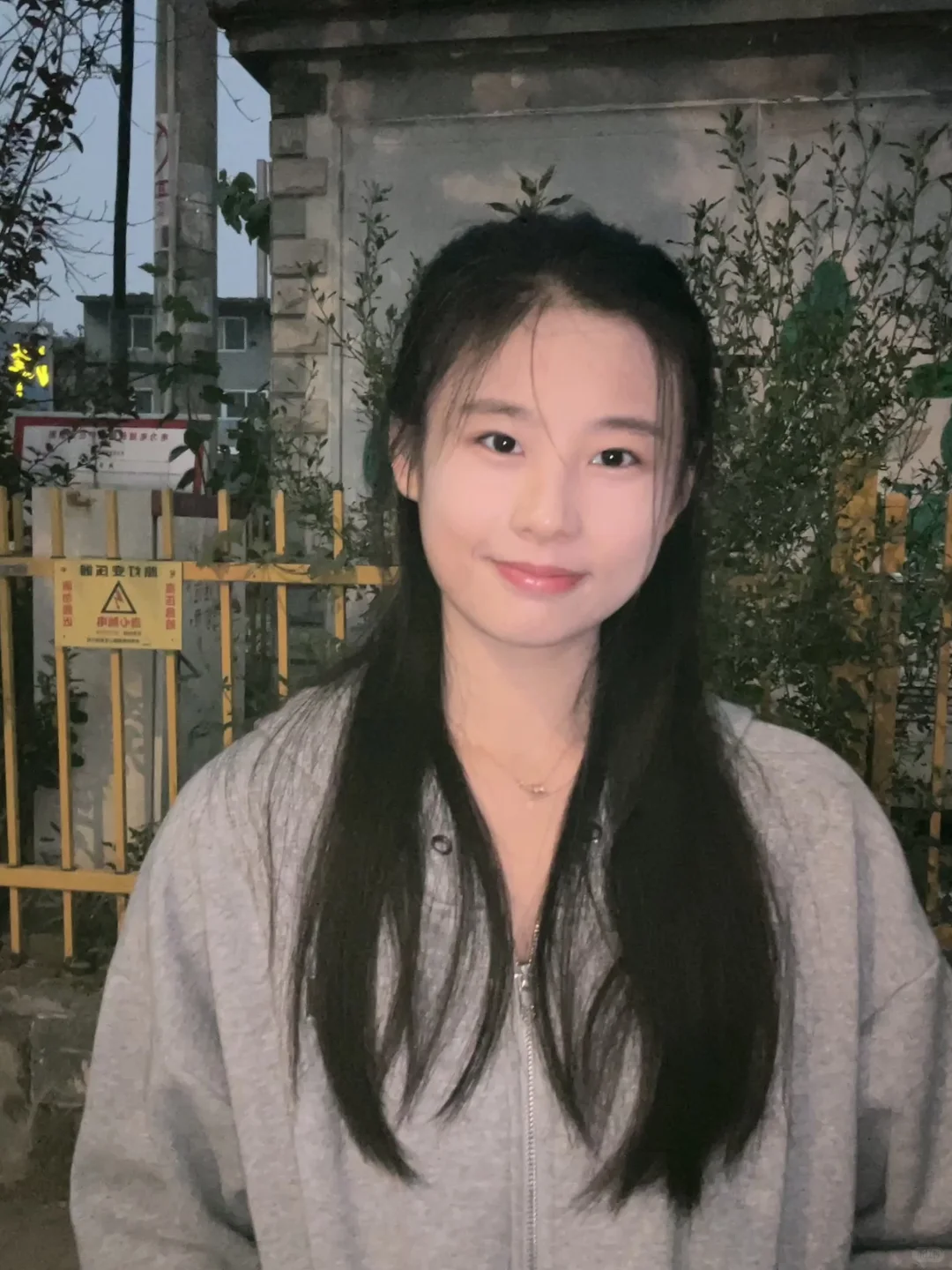 npy要在家族群里发我的照片