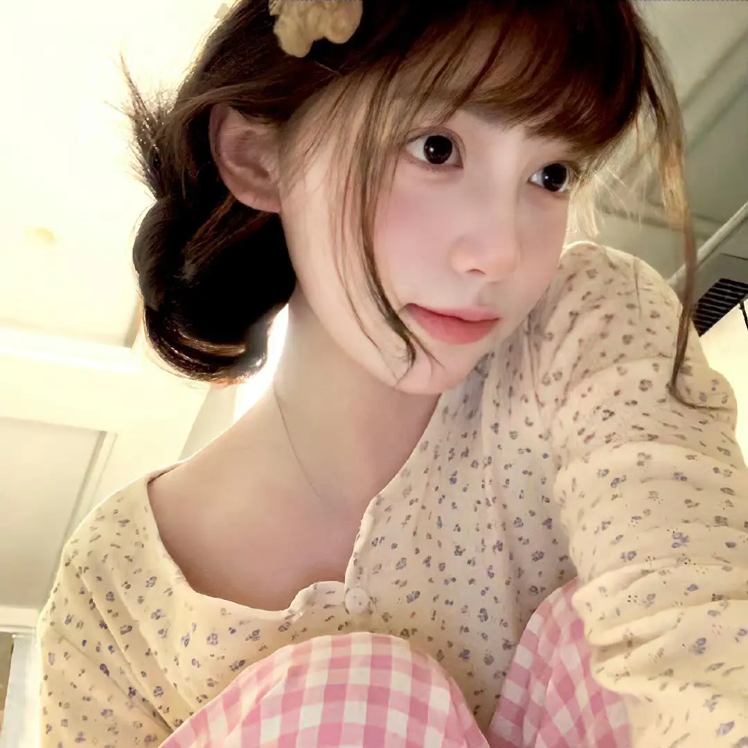 𝙒𝙚𝘾𝙝𝙖𝙩女生头像🎧