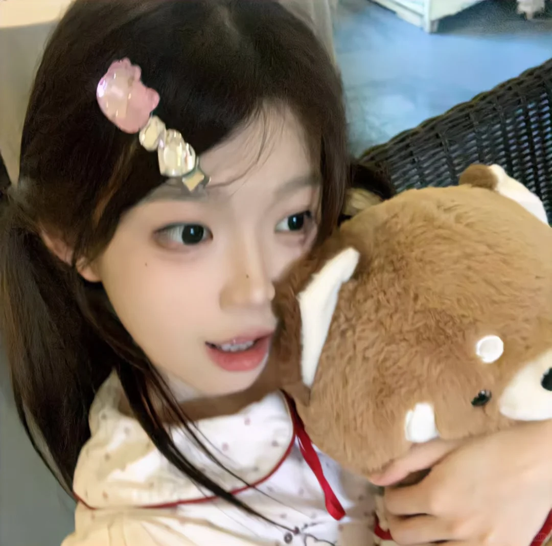 WeChat丨搞怪可爱女头.