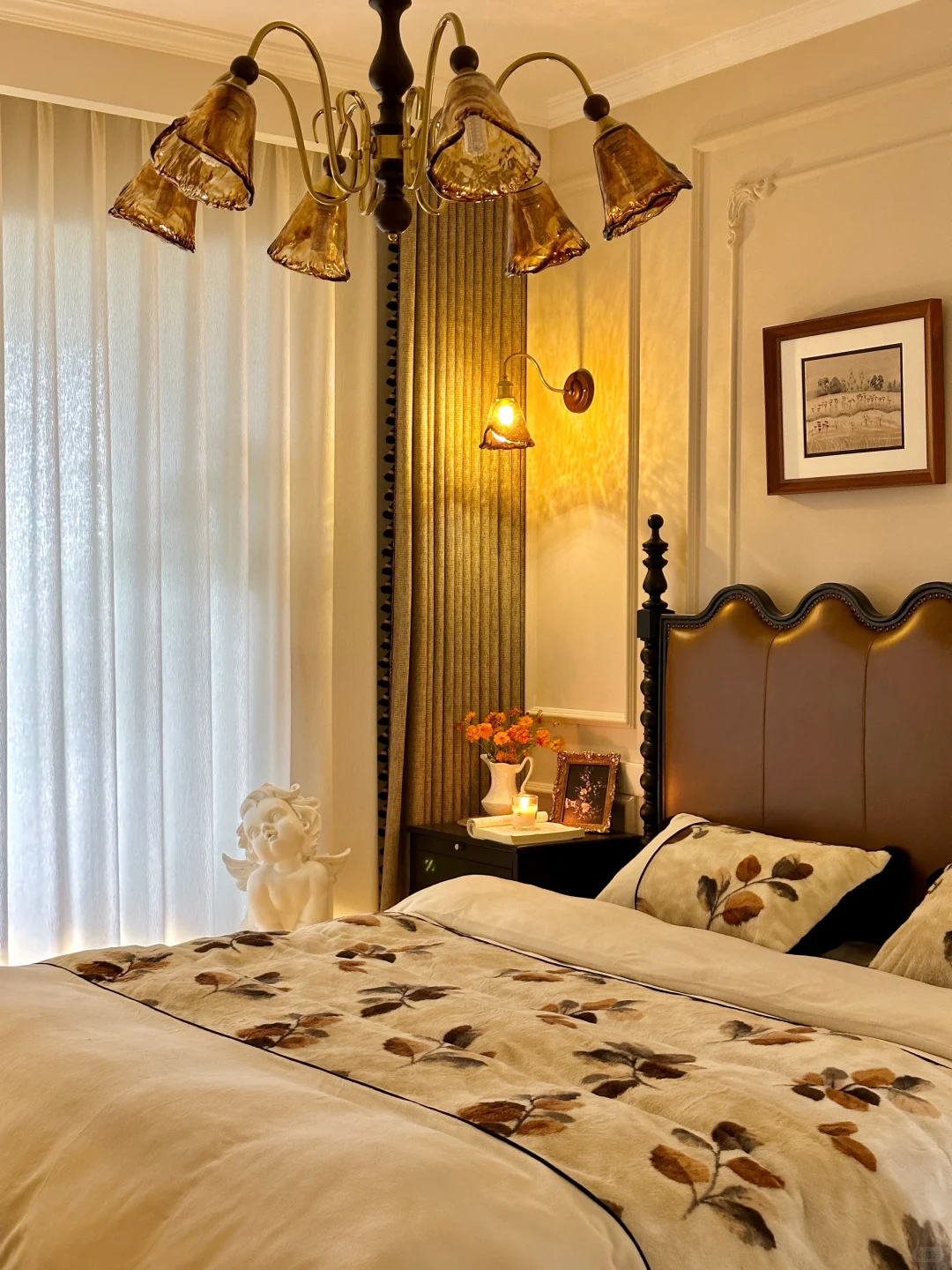 🍂秋日雨天的复古卧室，温暖感满满～