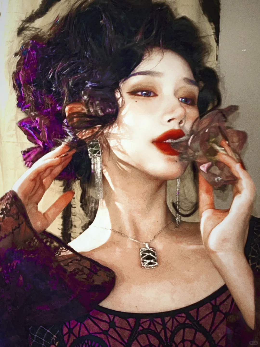 “老油画里的疯女人”