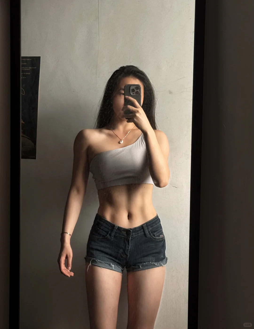 喜欢有力量感的线条