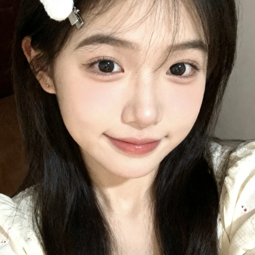 𝗪𝗲𝗖𝗵𝗮𝘁｜女生头像｜看见甜妹要说？