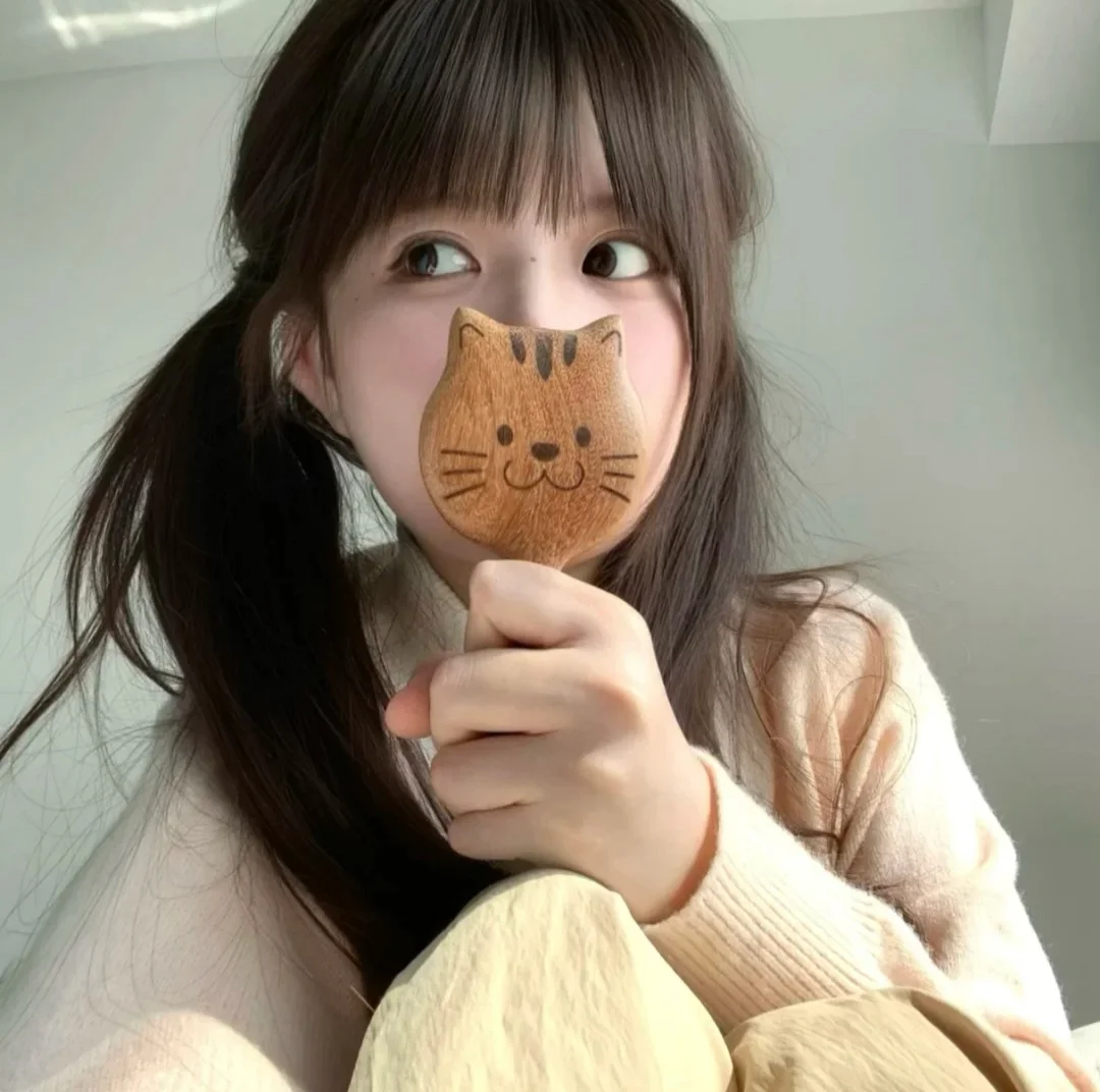 WeChat丨搞怪可爱女头.