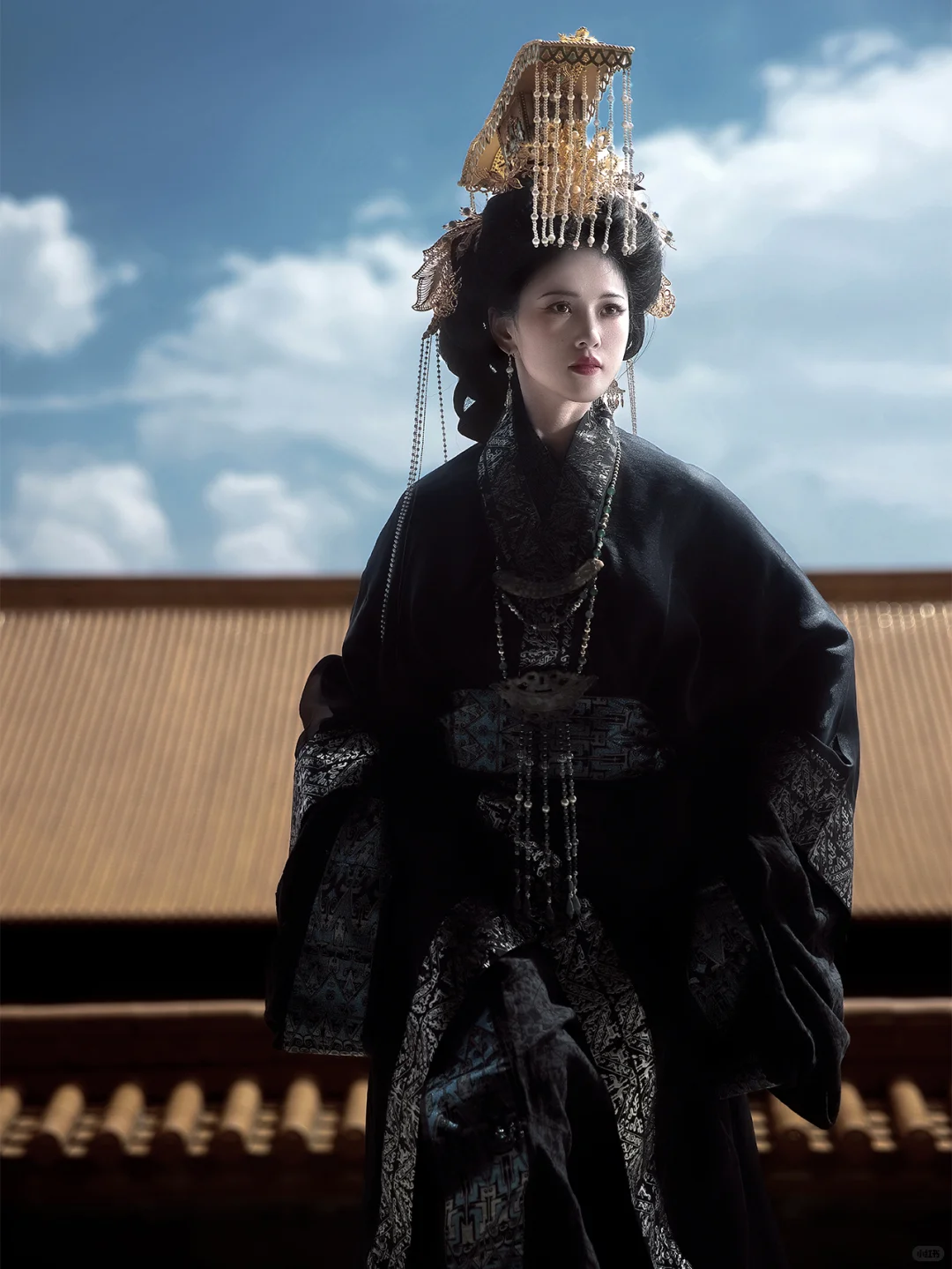 权利是女人最好的医美！权倾朝野的女帝写真