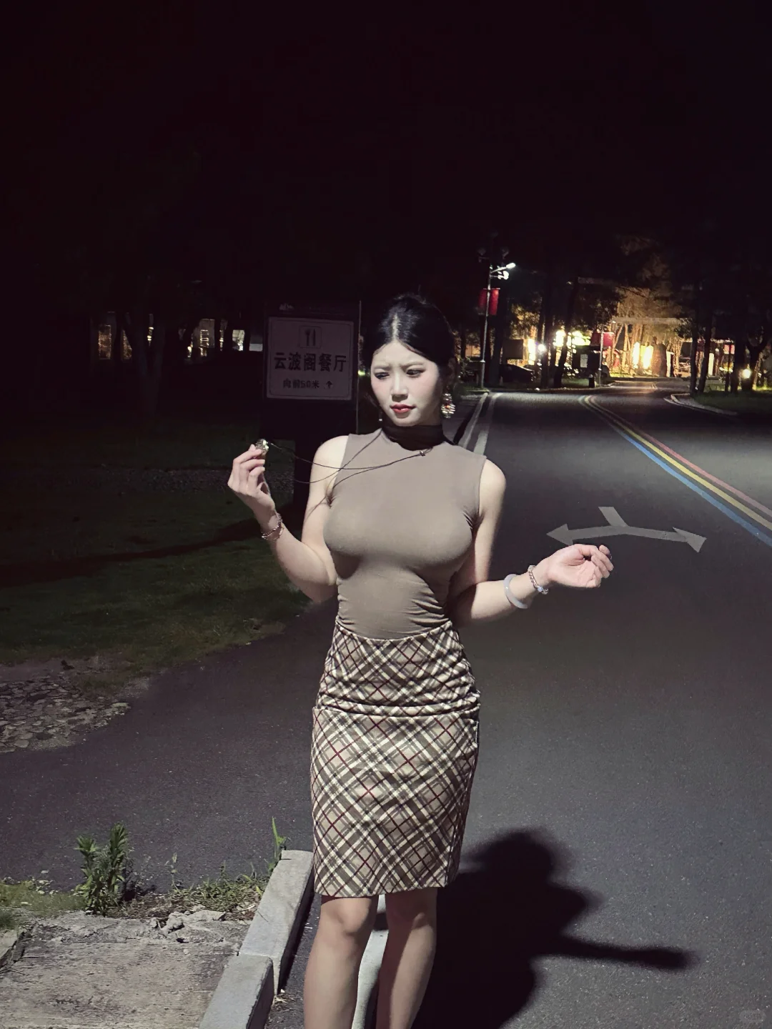 包出片的✅大晚上试试这样拍呢！！