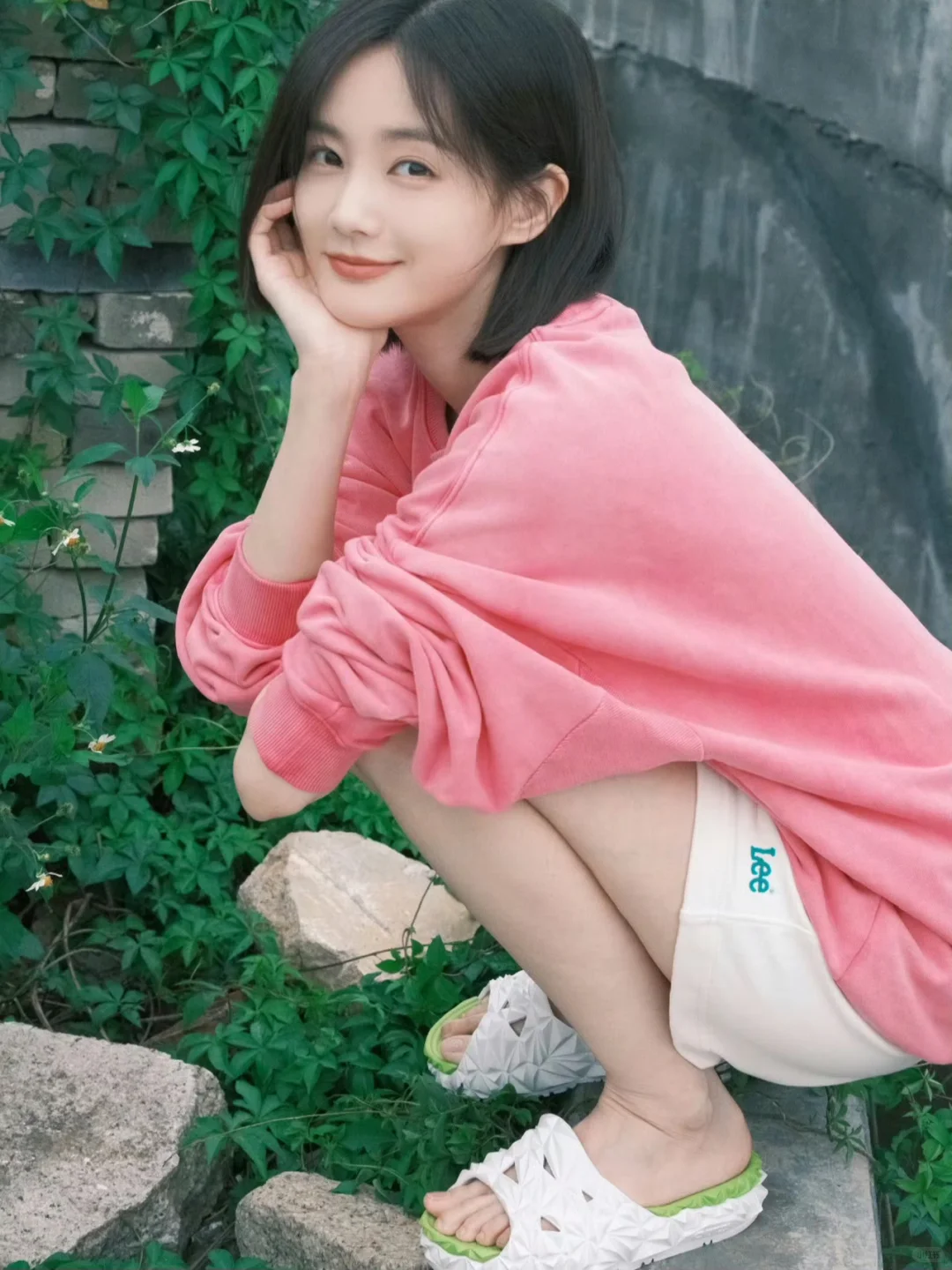 李一桐🍀玉足小草