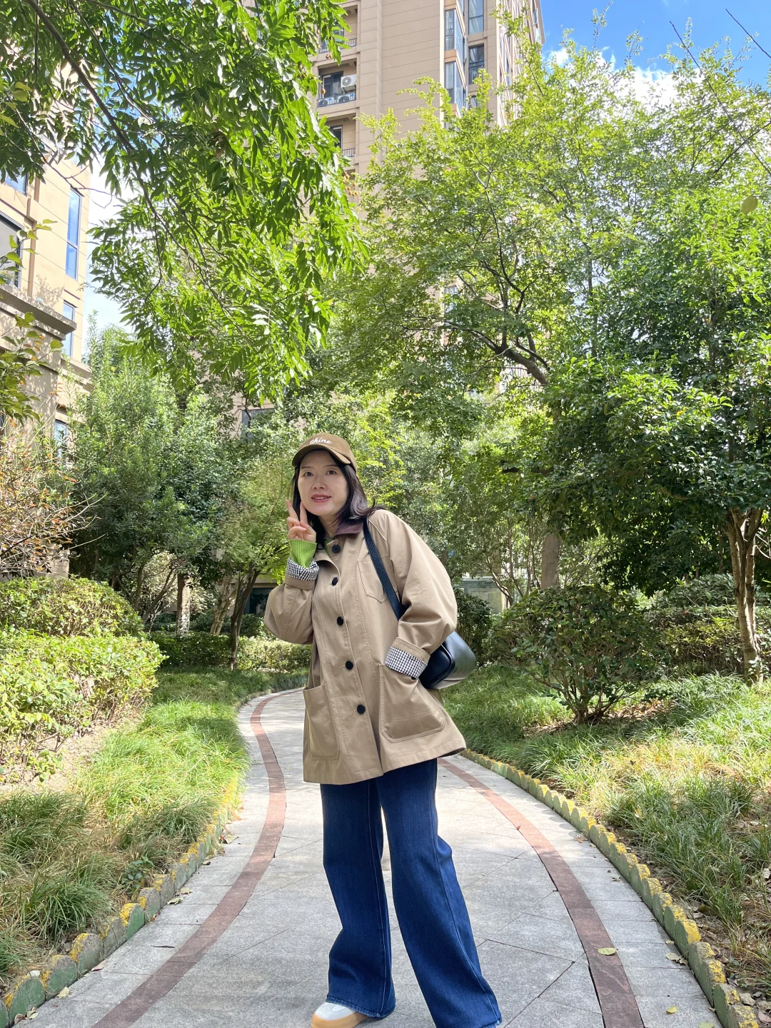 82年43岁，今天这样穿好看吗