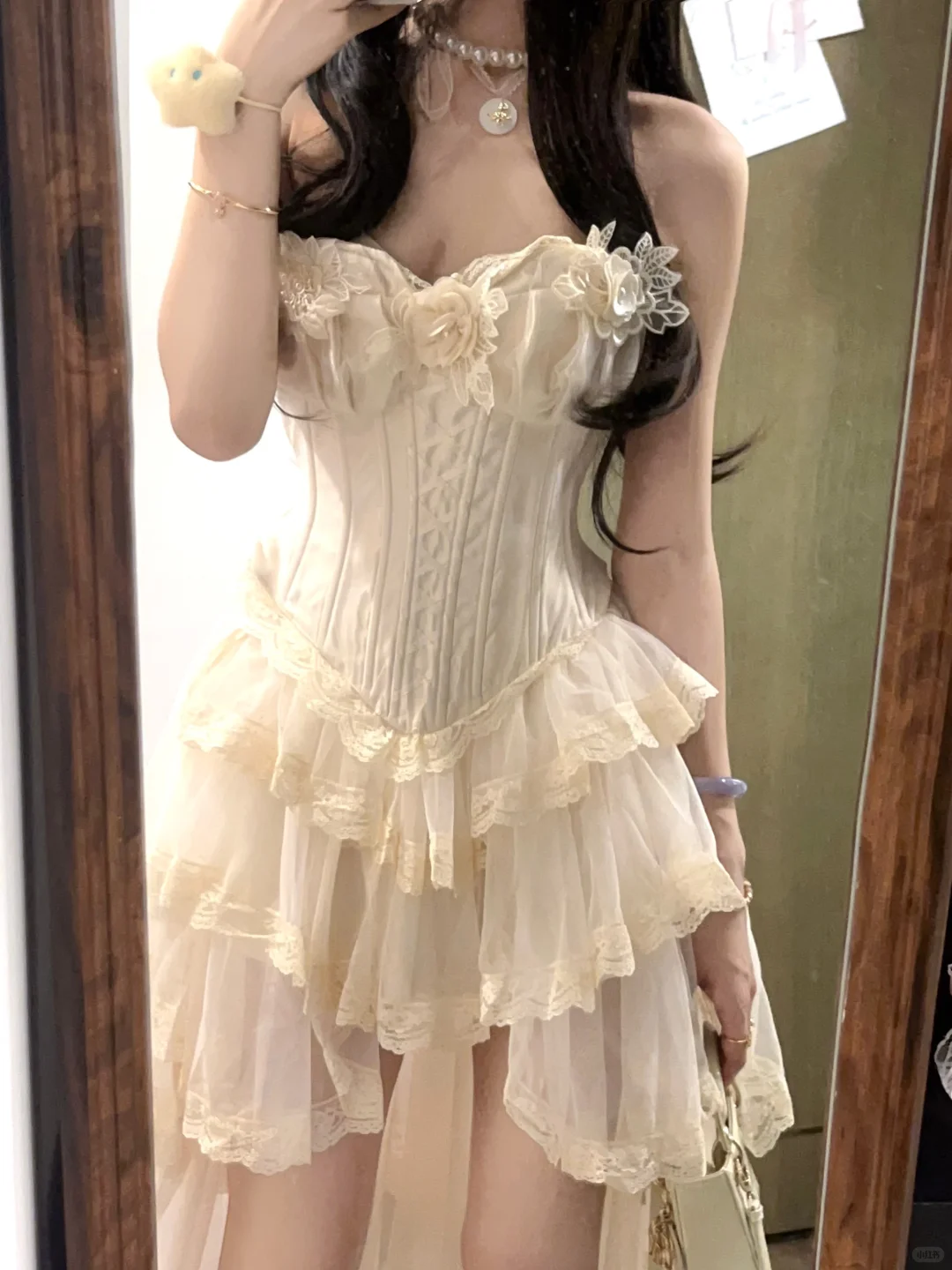 最后一件鱼骨૮⁔. ̫ .⁔ა . ⁺ . ✦