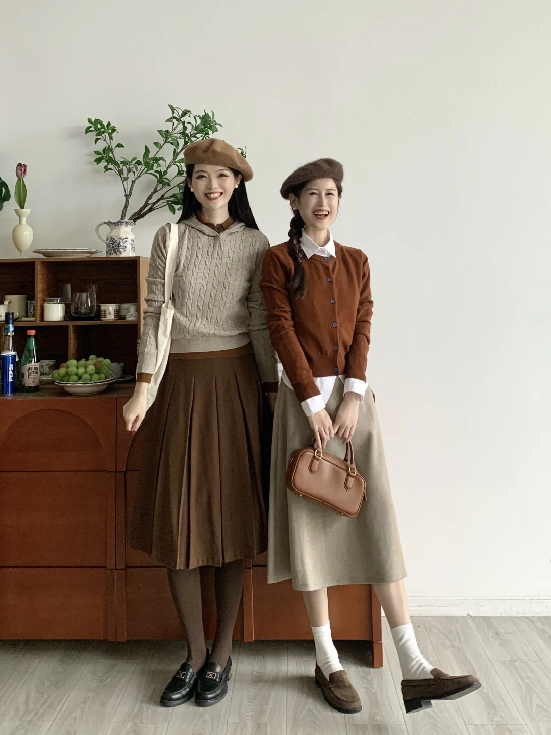 158和166身高差闺蜜穿搭，复古秋冬有效叠穿！