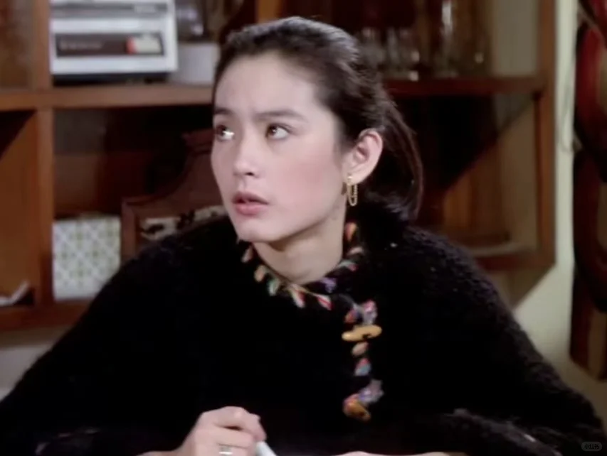 美人就算驼着背也是美丽的