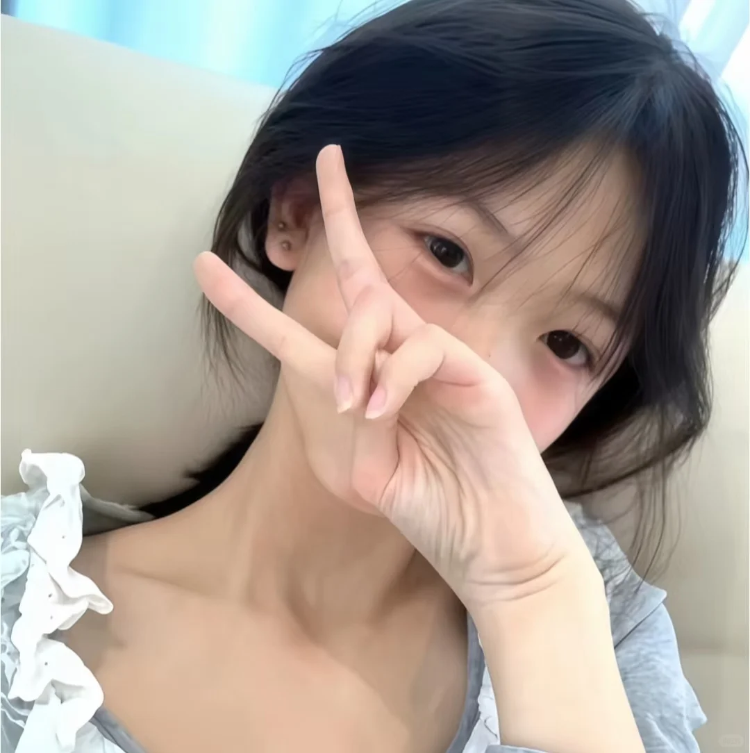 WeChat丨搞怪可爱女头.