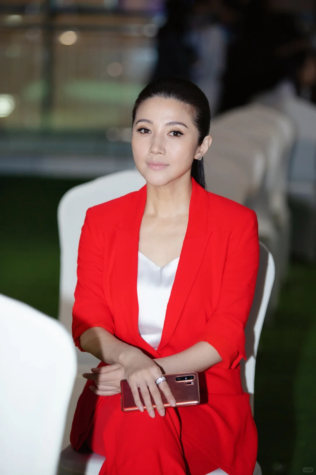 颜丙燕，丰腴气质风姿绰约