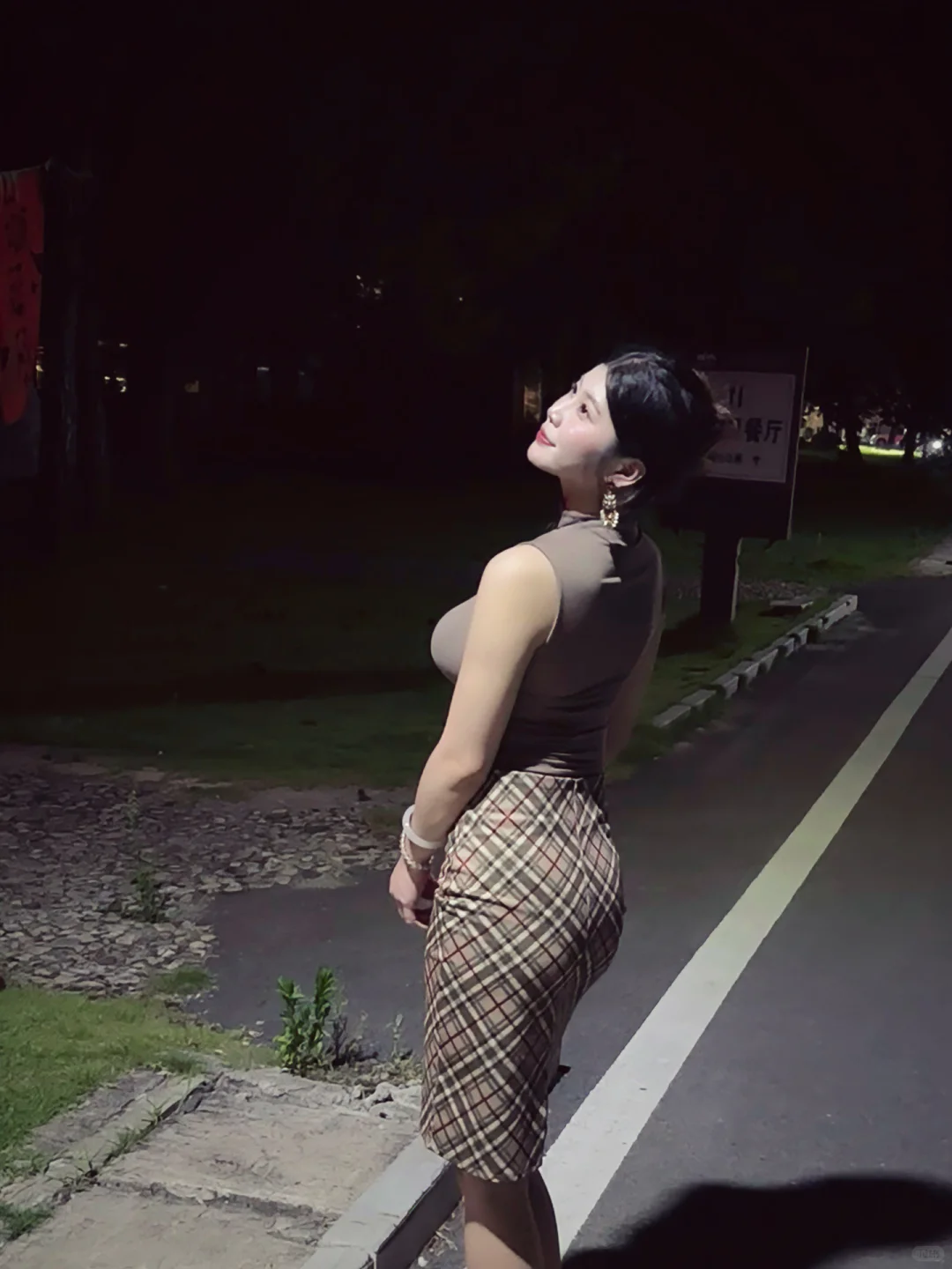 包出片的✅大晚上试试这样拍呢！！