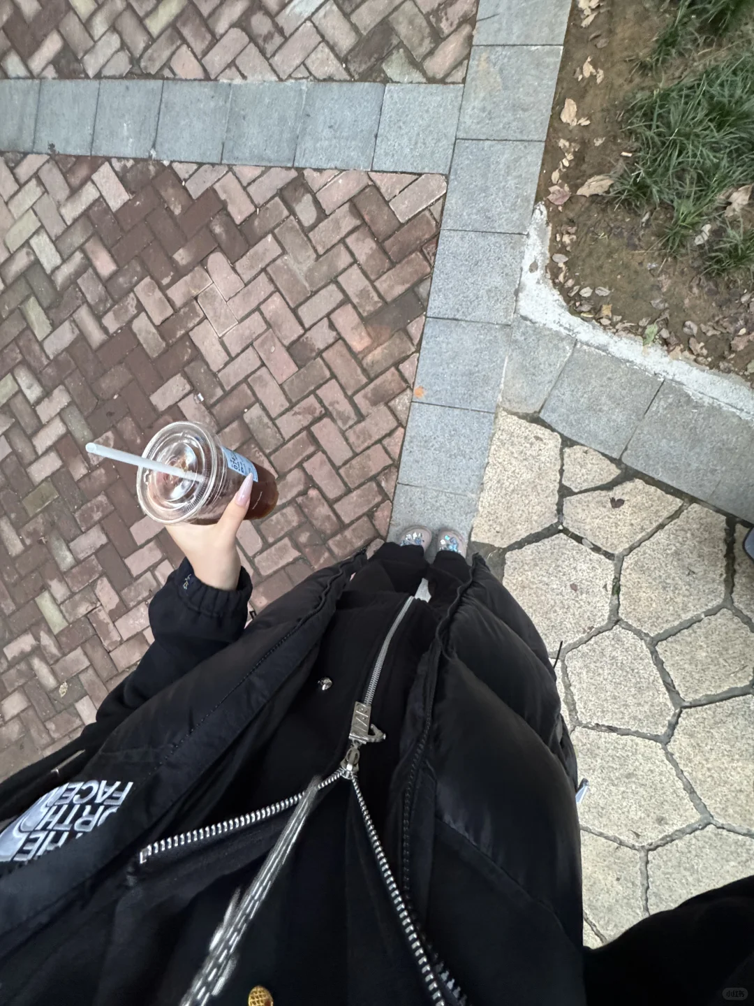 武汉女研穿什么～