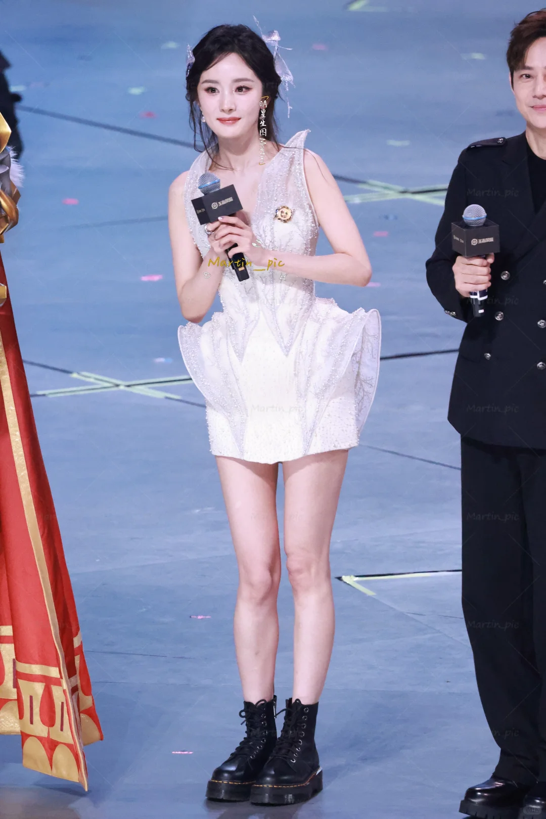 杨幂共创之夜美成啥了 这腿真的内娱无代餐