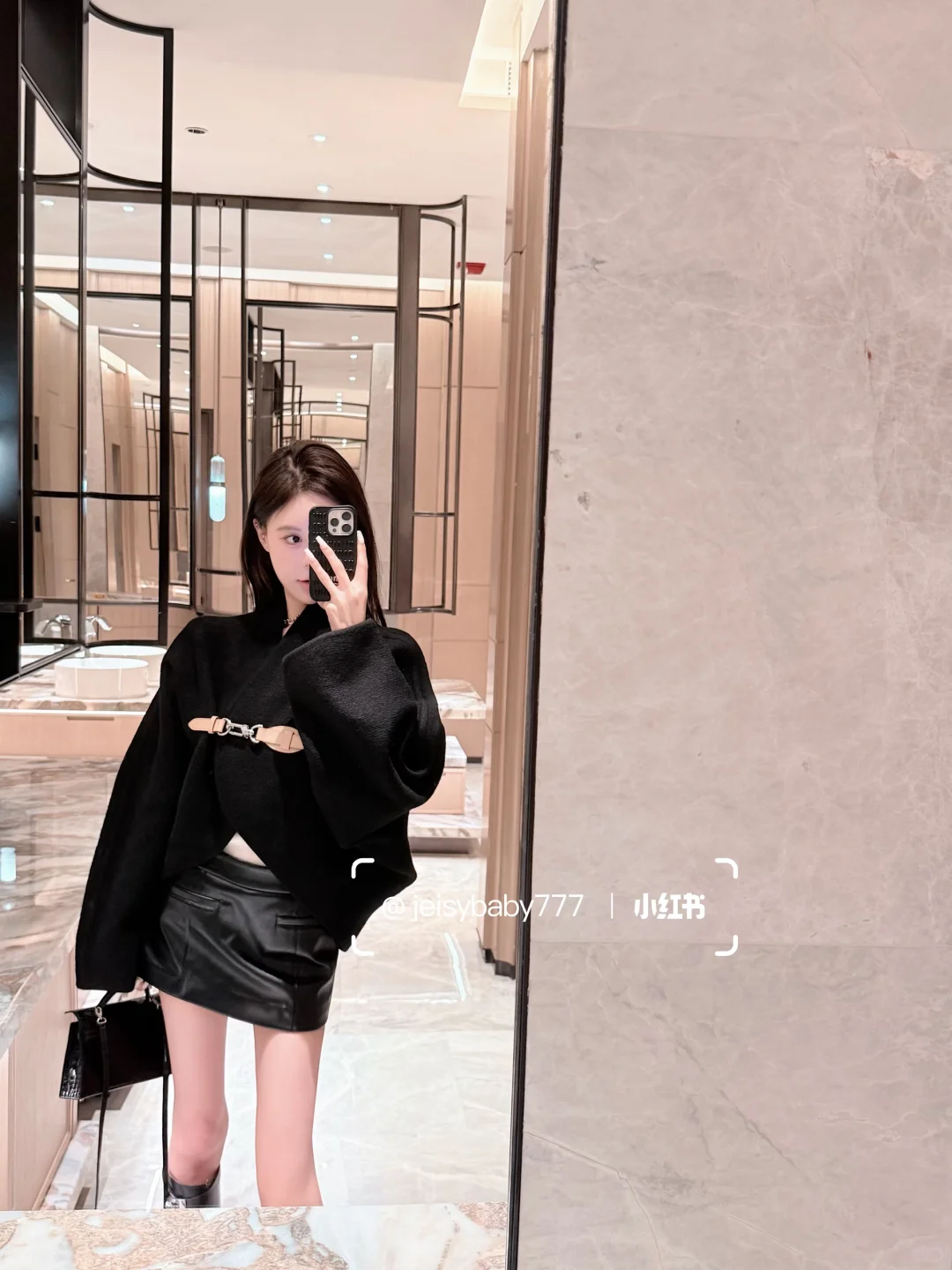 入冬的第一件战袍 姐妹们都去买这件lv🖤