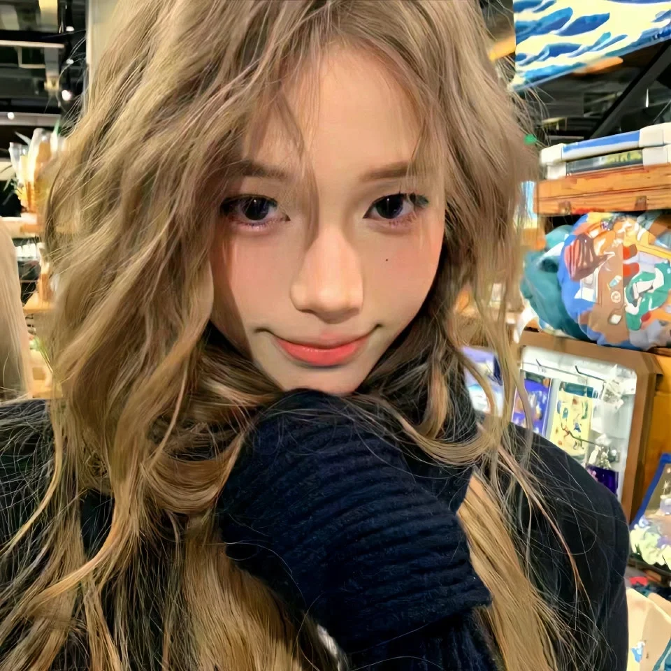 超爱𝙒𝙚𝘾𝙝𝙖𝙩氛围感女头