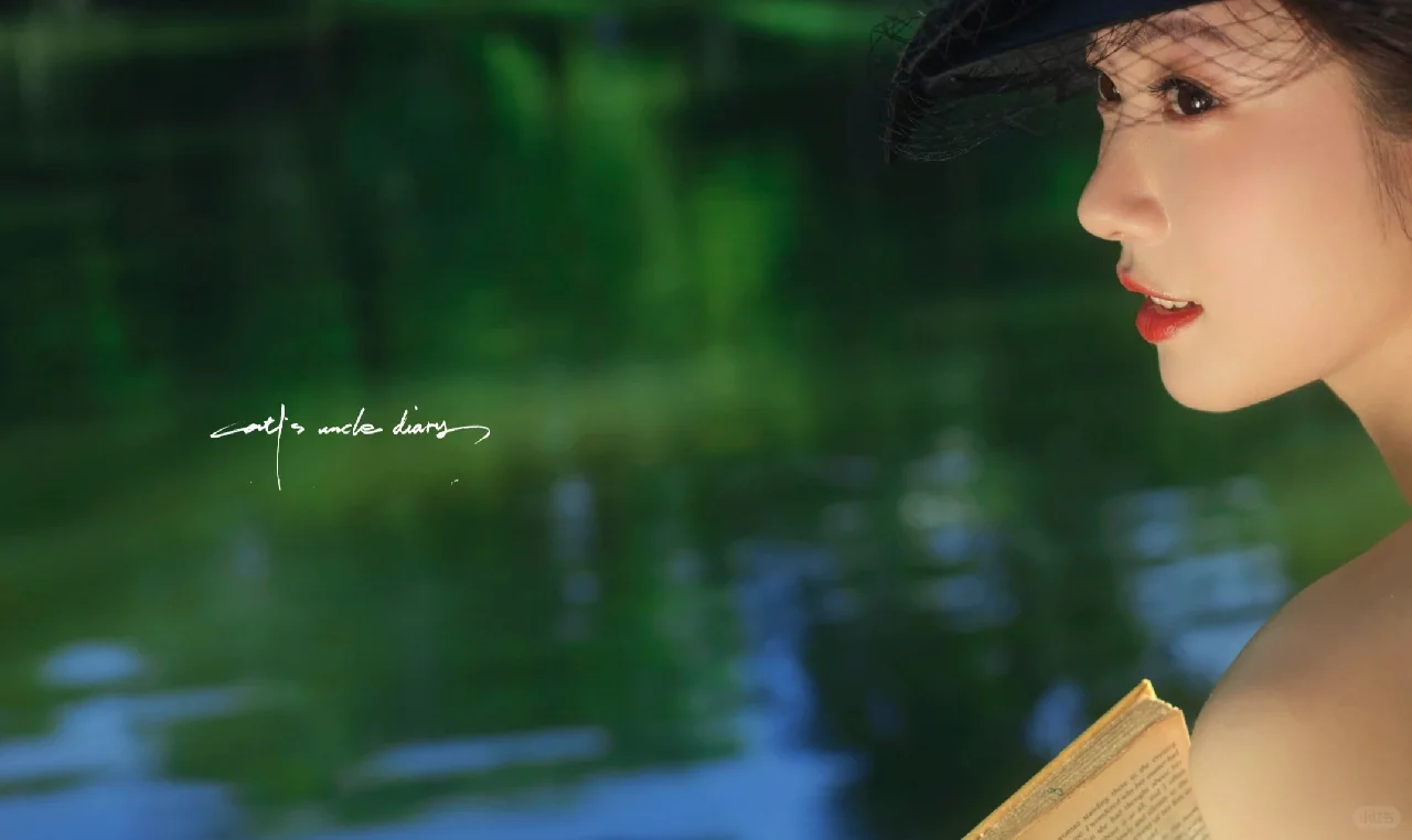 哪有少女不喜欢赫本风的？法式复古写真