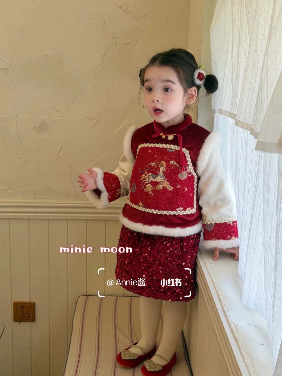 新年战袍已备好‼️小月亮年服太惊艳啦！