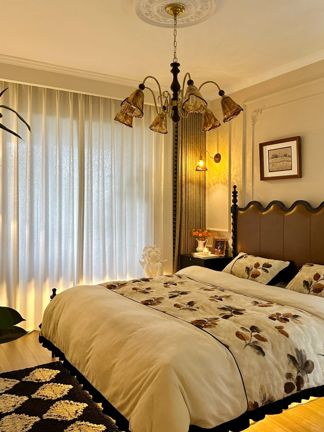 🍂秋日雨天的复古卧室，温暖感满满～