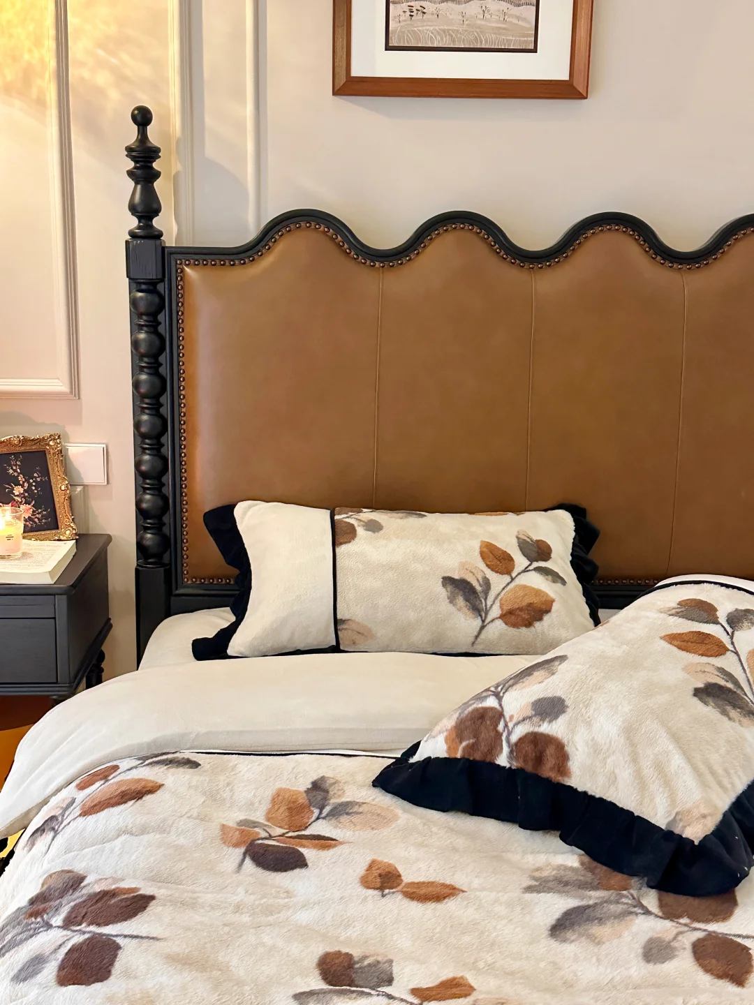 🍂秋日雨天的复古卧室，温暖感满满～