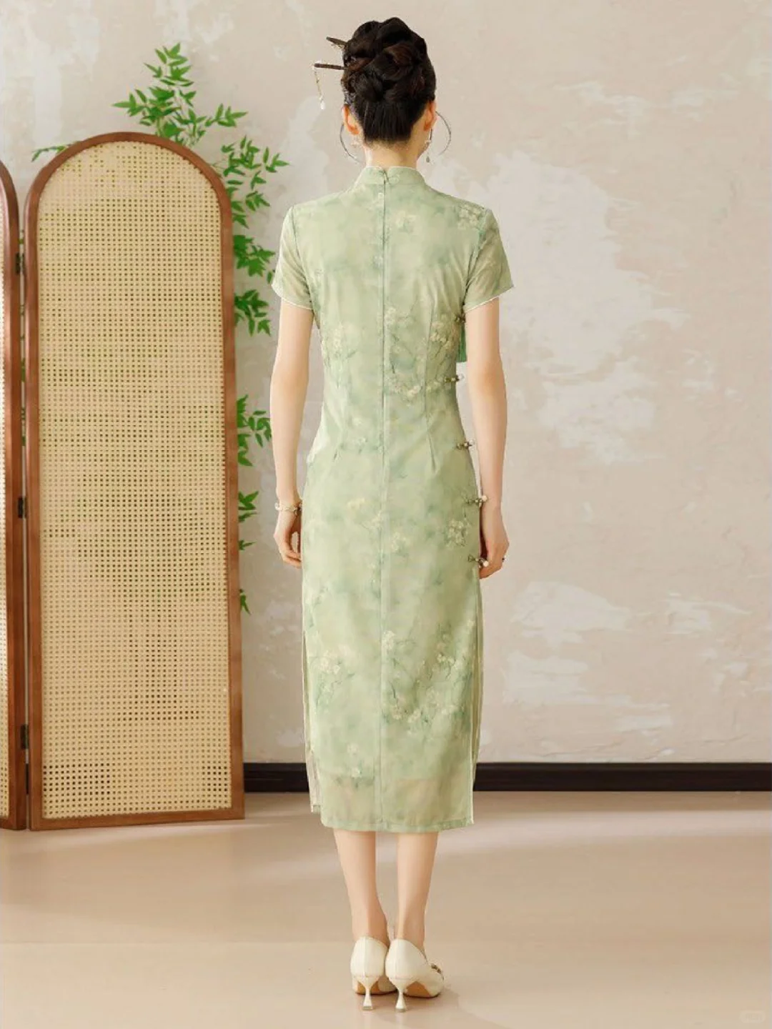 救命！荷花池边穿这件旗袍🪷