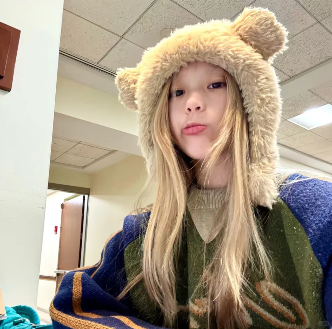 WeChat丨搞怪可爱女头.