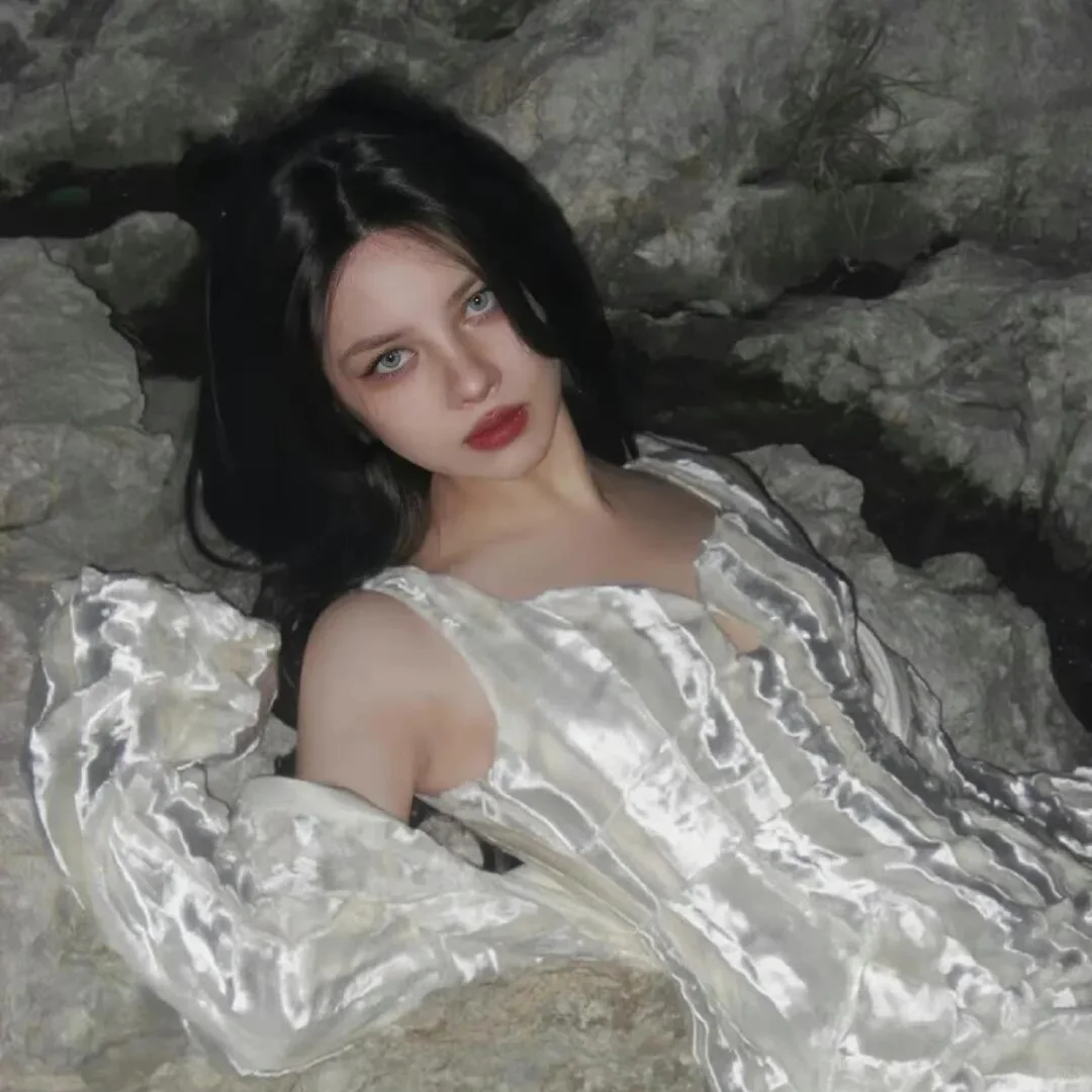 𝙒𝙚𝘾𝙝𝙖𝙩复古欧美头像📸