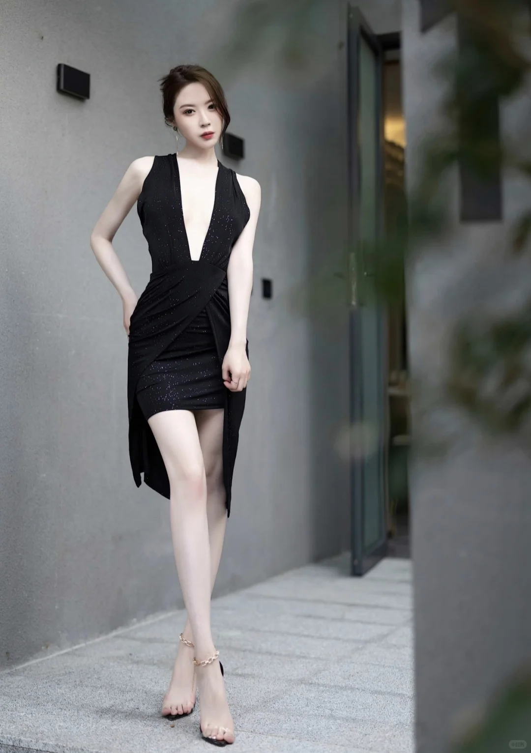 ✨ 高级感拉满！这组暗黑系私房照，等你来
