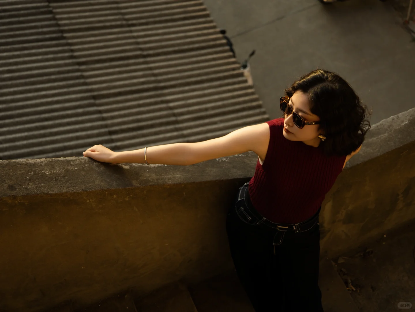 港风文艺片-老楼和夕阳给的复古感