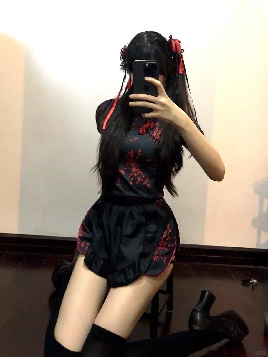 看我不爽的进来吃我一拳