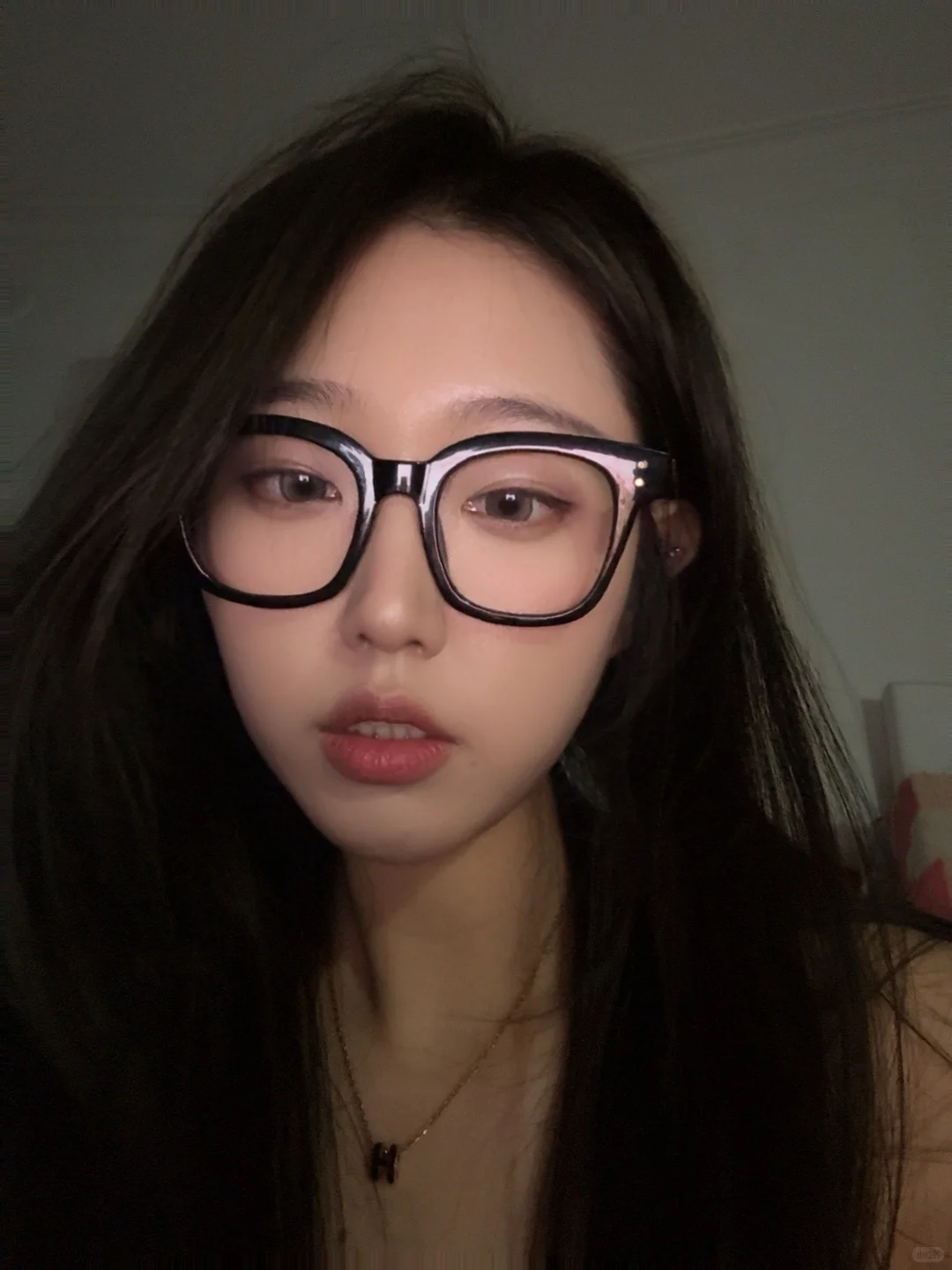 像不像美女 敢说不像把你删了