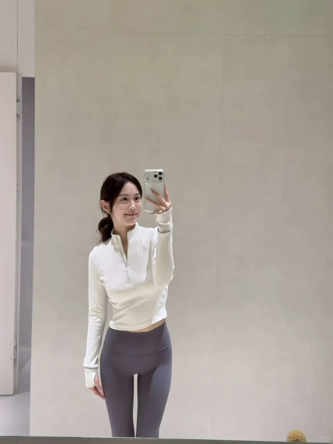 白t瑜伽裤也是无敌存在