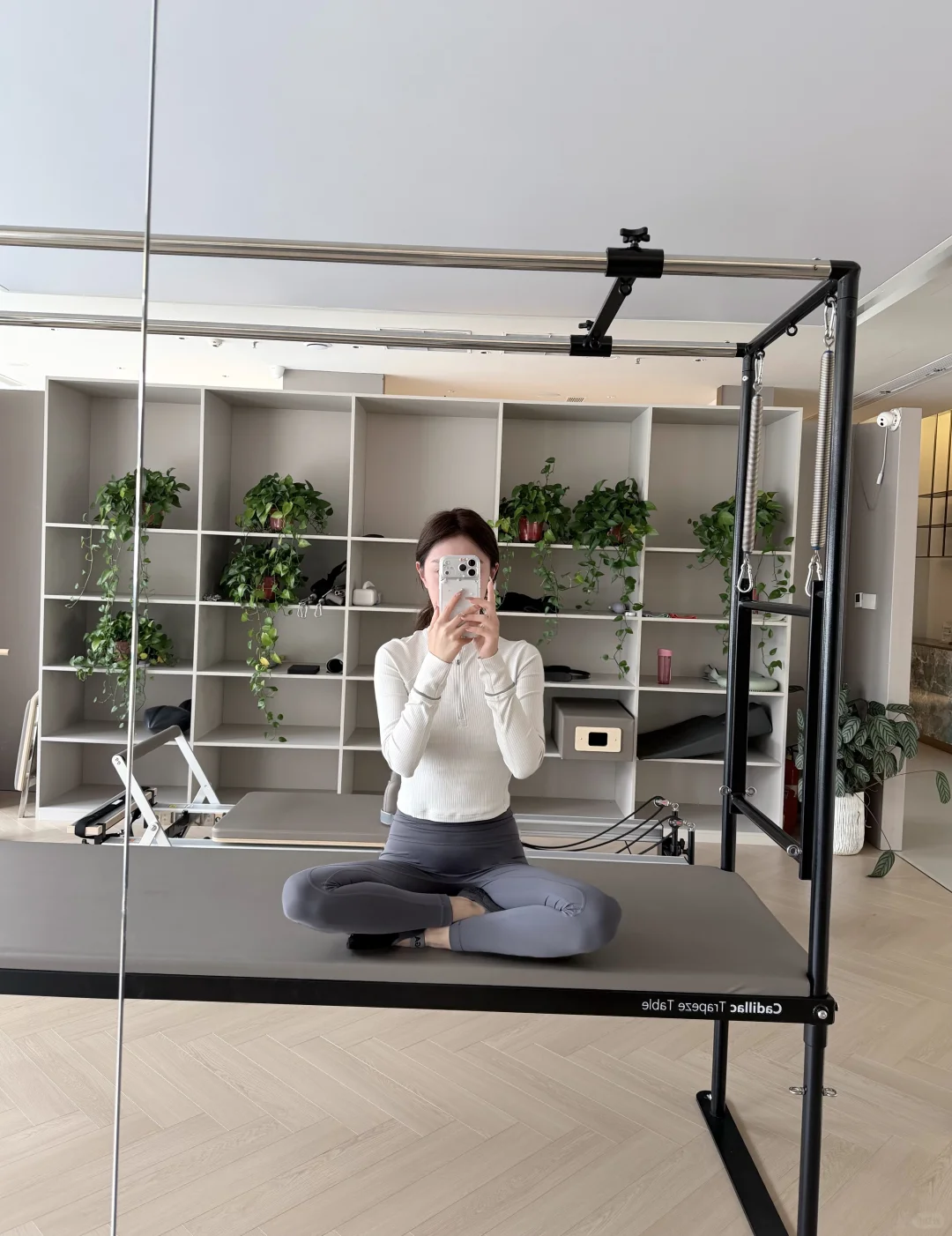 白t瑜伽裤也是无敌存在