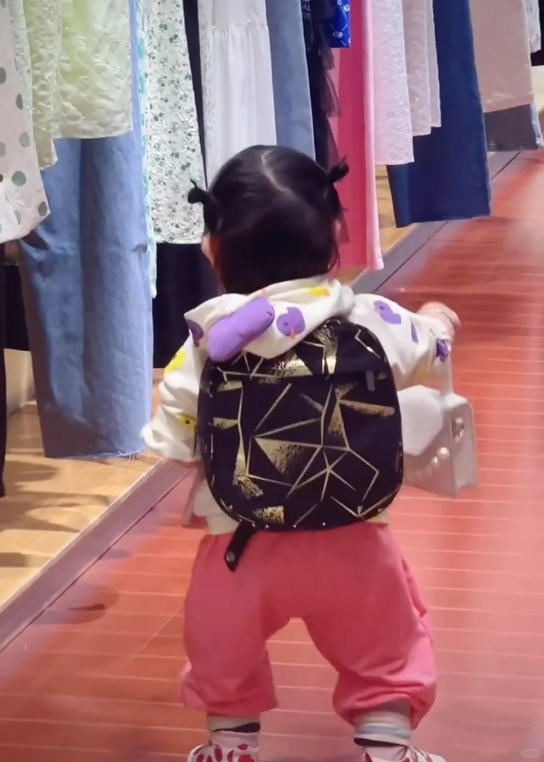 给你个眼神自己体会