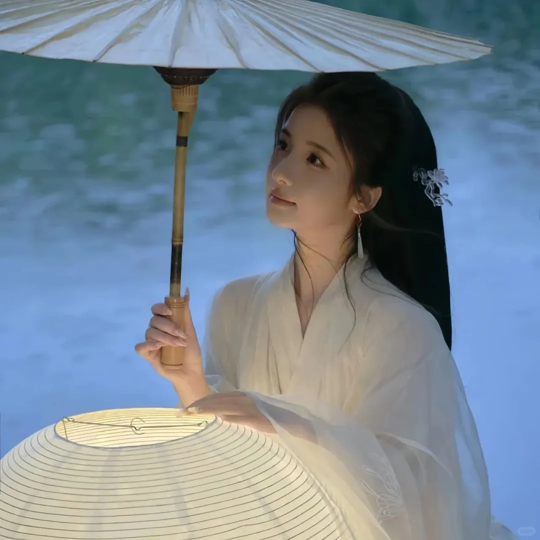 𝑾𝒆𝑪𝒉𝒂𝒕｜更一期古风